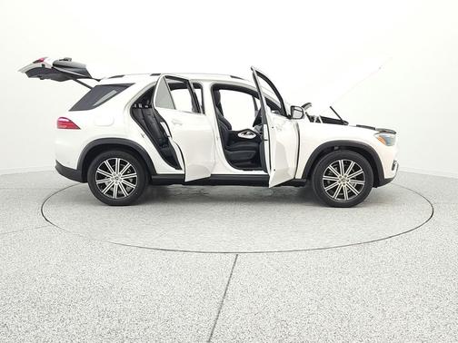 Polar White 2024 Mercedes-Benz GLE 350 4MATIC
