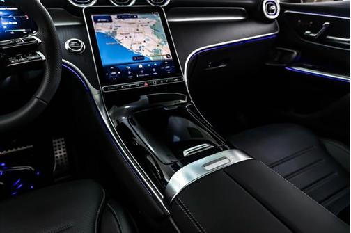 2025 Mercedes-Benz GLC 350e Base