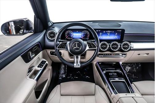 2025 Mercedes-Benz GLB 250 Base