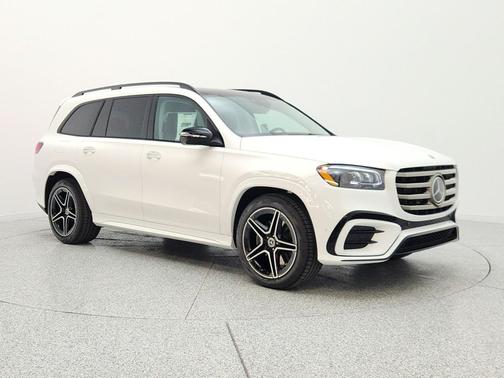 Polar White 2026 Mercedes-Benz GLS 450 4MATIC
