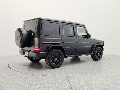 MANUFAKTUR Night Black magno 2026 Mercedes-Benz G-Class G 550