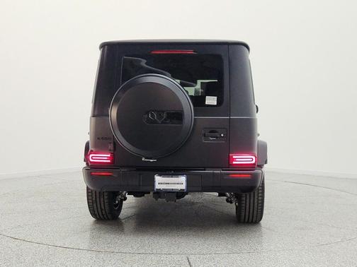 MANUFAKTUR Night Black magno 2026 Mercedes-Benz G-Class G 550