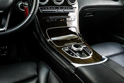 2019 Mercedes-Benz GLC 350e 4MATIC