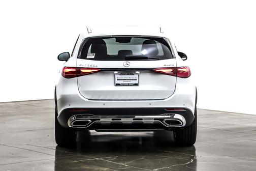 2025 Mercedes-Benz GLC 350e Base