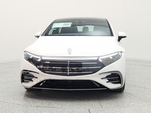 MANUFAKTUR Moonlight White Metallic 2026 Mercedes-Benz EQS 450 4MATIC