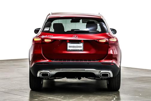 2026 Mercedes-Benz GLA 250 4MATIC