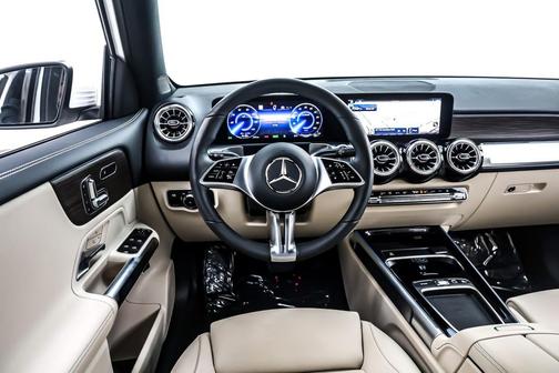 2025 Mercedes-Benz EQB 250 Base