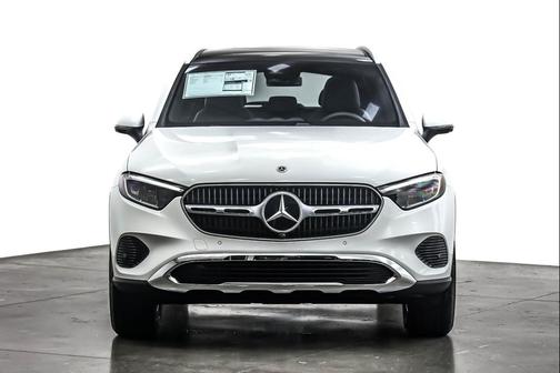 2026 Mercedes-Benz GLC 300 Base