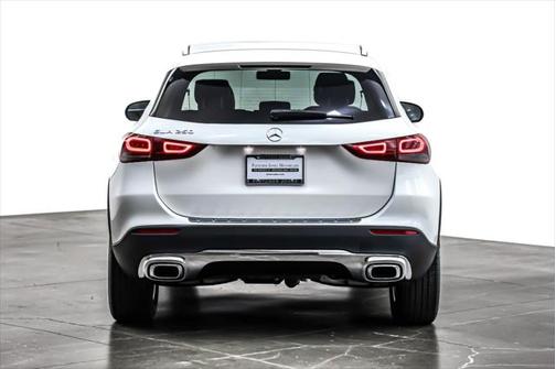 2021 Mercedes-Benz GLA 250 Base 4MATIC