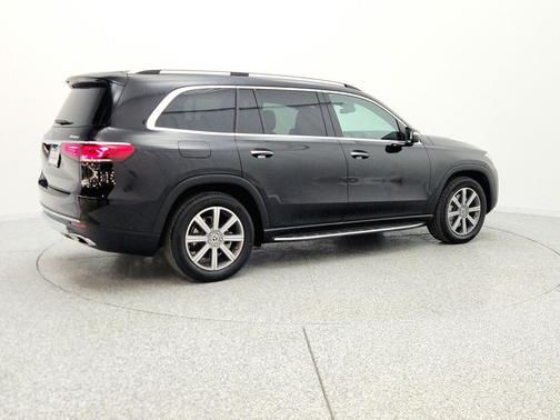 Black 2023 Mercedes-Benz GLS 450 4MATIC
