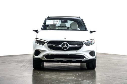 2026 Mercedes-Benz GLC 300 Base