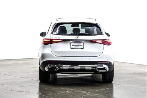 2026 Mercedes-Benz GLC 300 Base