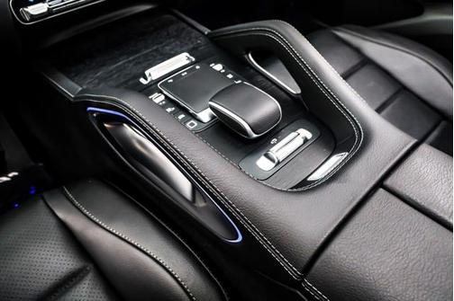 2025 Mercedes-Benz GLE 450e 4MATIC