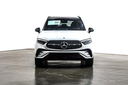 2026 Mercedes-Benz GLC 300 Base