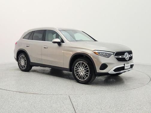 Mojave Silver Metallic 2023 Mercedes-Benz GLC 300 Base