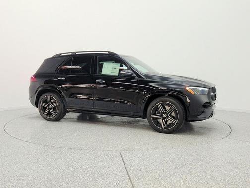 Black 2026 Mercedes-Benz GLE 450 4MATIC
