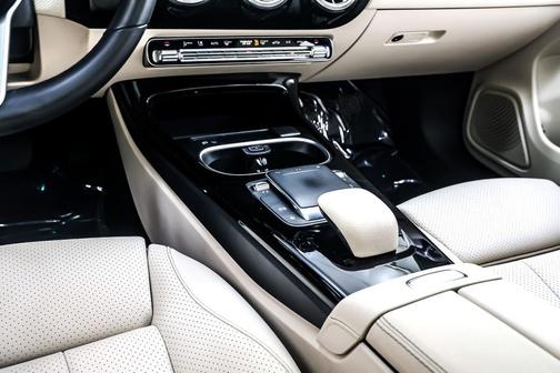 2022 Mercedes-Benz CLA 250 Base