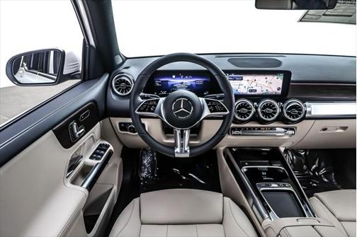 2025 Mercedes-Benz EQB 250 Base
