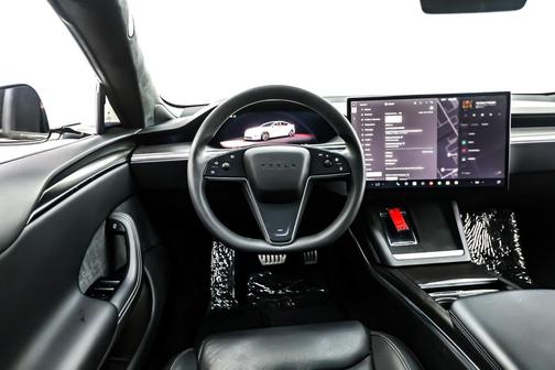 2023 Tesla Model S Plaid