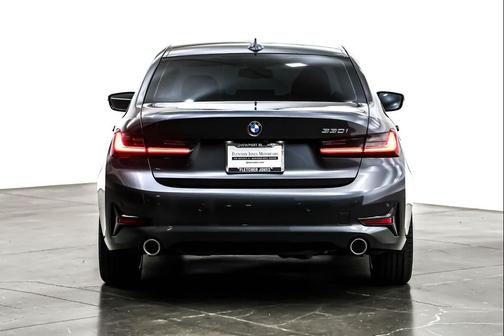 2020 BMW 330 330i