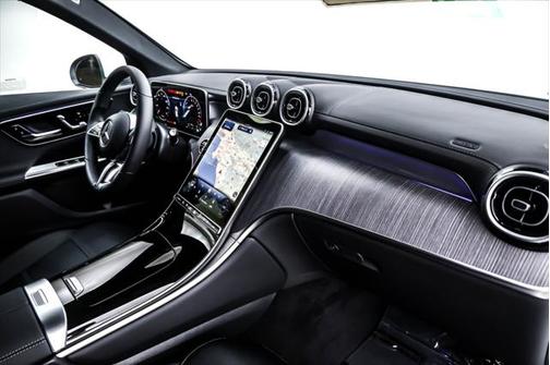 2025 Mercedes-Benz GLC 350e Base