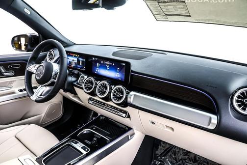 Night Black 2026 Mercedes-Benz GLB 250 Base