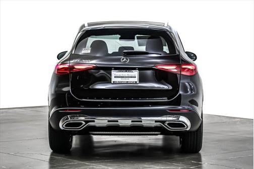 2025 Mercedes-Benz GLC 300 Base