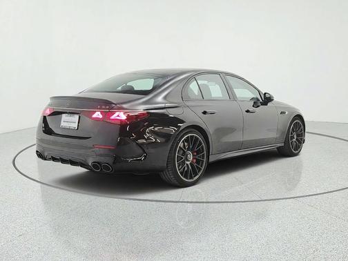 Obsidian Black Metallic 2027 Mercedes-Benz AMG E 53 4MATIC