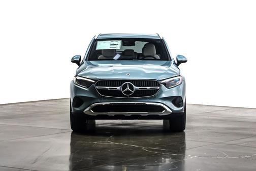 2026 Mercedes-Benz GLC 300 Base