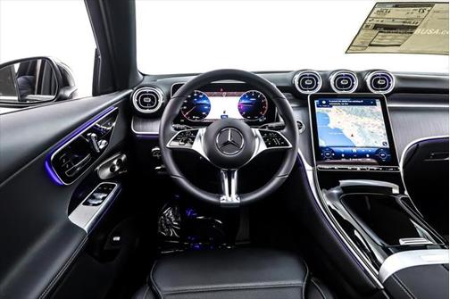 2025 Mercedes-Benz GLC 300 Base