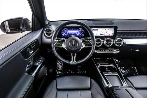 2024 Mercedes-Benz EQB 250 Base