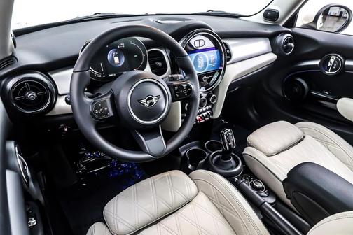 2023 MINI Hardtop Cooper