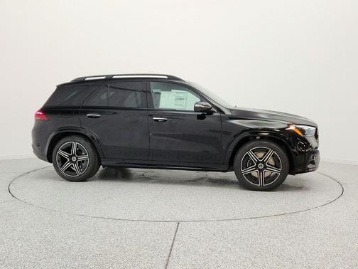 Black 2026 Mercedes-Benz GLE 580 4MATIC