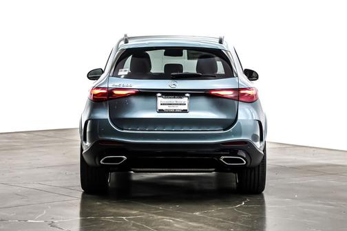 2026 Mercedes-Benz GLC 300 Base