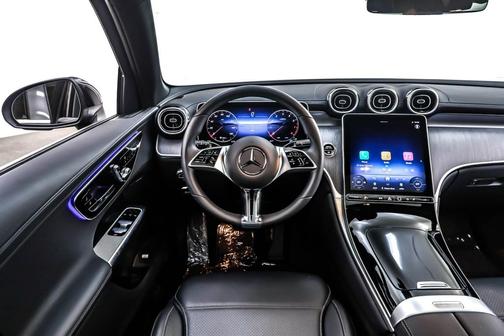 2025 Mercedes-Benz GLC 300 Base