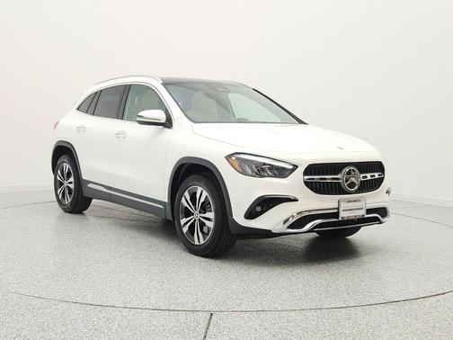 Polar White 2026 Mercedes-Benz GLA 250 4MATIC