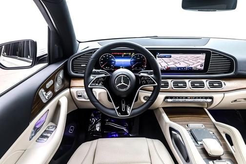 2025 Mercedes-Benz GLS 450 4MATIC