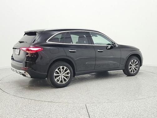 Black 2023 Mercedes-Benz GLC 300 Base
