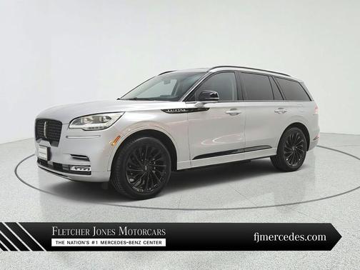 Silver Radiance Metallic Clearcoat 2023 Lincoln Aviator Reserve AWD