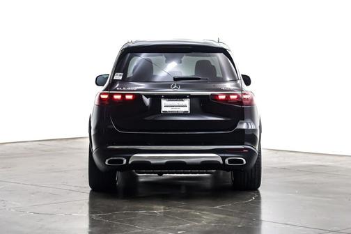 Obsidian Black Metallic 2026 Mercedes-Benz GLS 450 4MATIC
