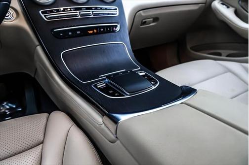 2020 Mercedes-Benz GLC 300 Base