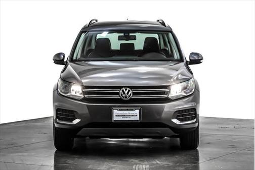 2016 Volkswagen Tiguan S