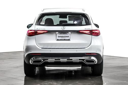 2026 Mercedes-Benz GLC 300 4MATIC