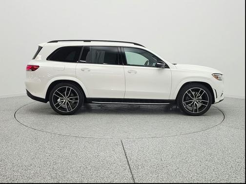 2023 Mercedes-Benz GLS 450 4MATIC