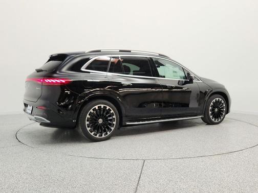 Black 2026 Mercedes-Benz EQS 400 EQS 400