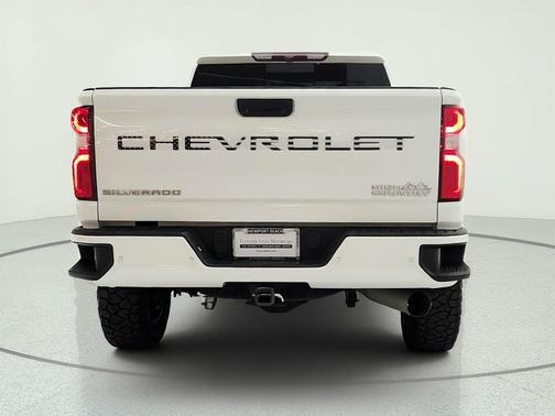 Summit White 2022 Chevrolet Silverado 3500 High Country