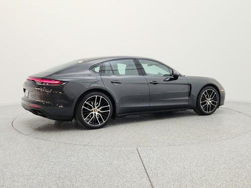 Volcano Grey Metallic 2023 Porsche Panamera Platinum Edition
