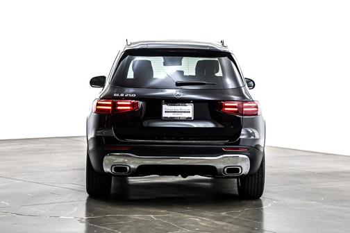 2025 Mercedes-Benz GLB 250 Base