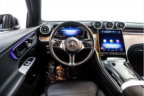 2025 Mercedes-Benz GLC 300 Base
