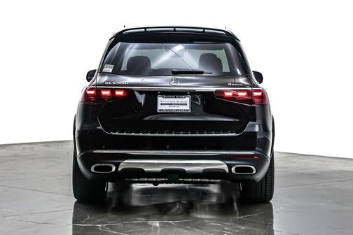 2026 Mercedes-Benz GLS 450 4MATIC